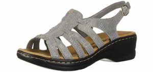 clarks wide width sandals