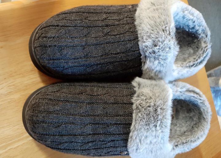 Having the cozy slippers for tendonitis from Skechers keepsakes