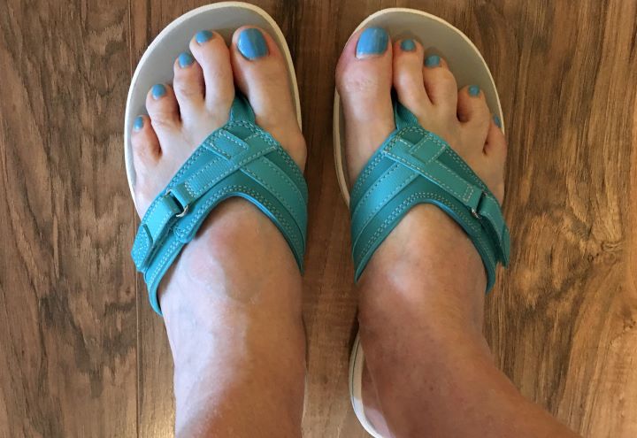 Confirming how comfortable the Clarks Breeze's flipflops for flat feet