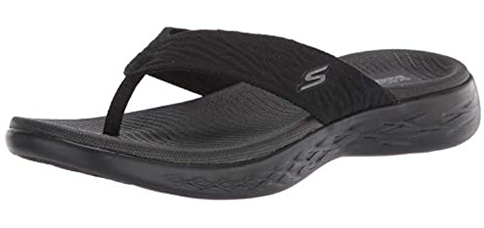 Skechers Women's On The Go 600 Sunny - Goga Mat Flip Flop for Wide Feet