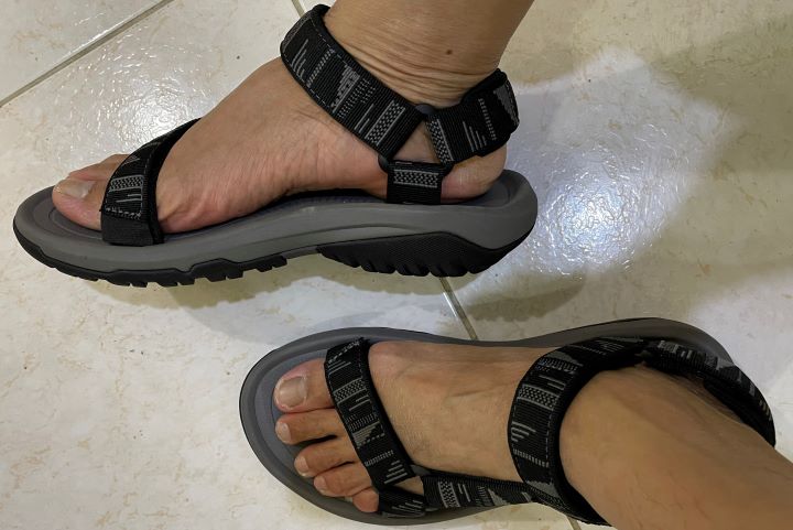 Confirming how durable the sandals for boating