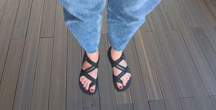 Best Sandals for Narrow Feet