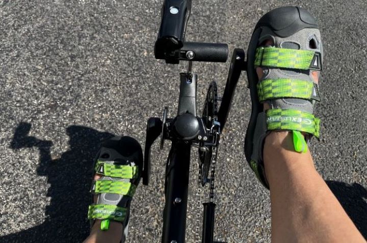 Wearing out the imported cycling sandals Exustar SS515C