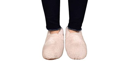 Slippers for wide feet