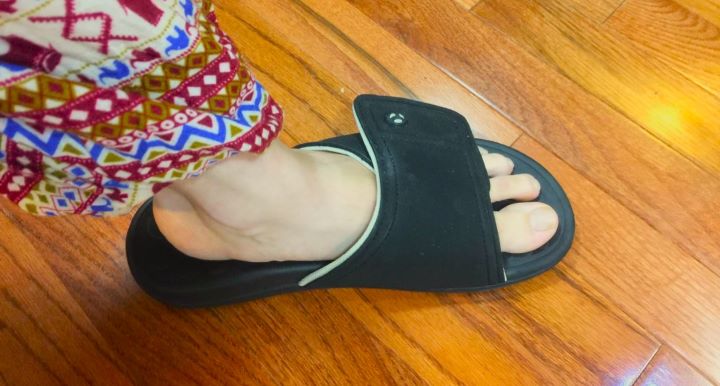 Best Sandals for Smelly Feet to Help Reduce Odor