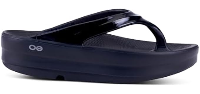 Oofos Women's Oomega - Sandal for Peroneal Tendonitis