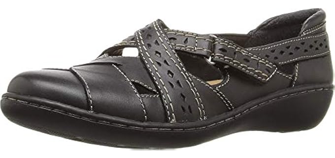 Clarks Women's Ashland Spin - Slip On Loafer Sandals for Bunions