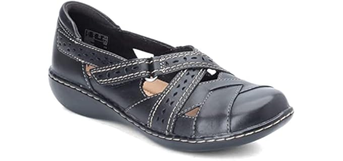 Clarks Women's Ashland Spin - Slip On Loafer Sandals for Bunions