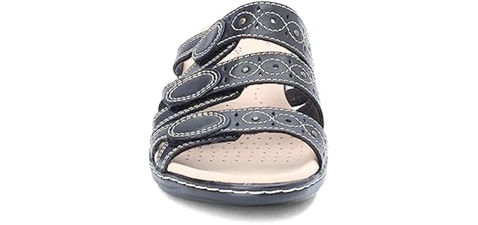 Clarks Women's Leisa Cacti - Slide Sandal for Knee Pain