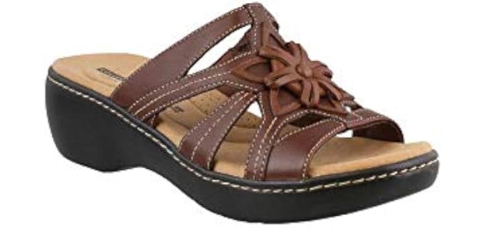 Clarks Women's Delana Venna - Wide Width Wedge Sandals