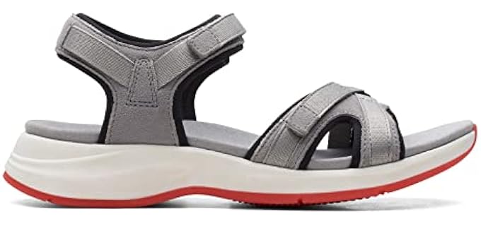 Clarks Women's Solan Drift - Comfy Walking Sandal