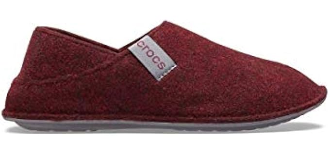 Crocs Women's Classic - Travel Slippers