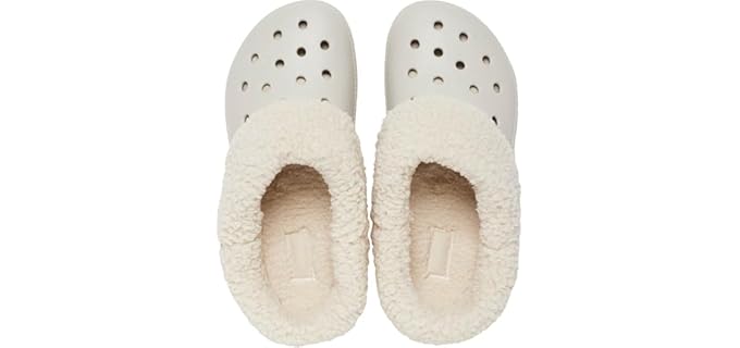 Crocs Unisex Classic Blitzen IV Clogs - Senior-Friendly Indoor/Outdoor Fuzz Slippers