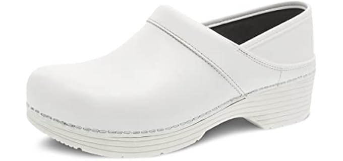 Dansko Women's LT Pro - Clogs for Nurses
