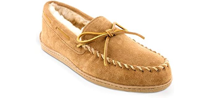 Minnetonka Men's Hardsole - Slippers for Athlete’s Foot 
