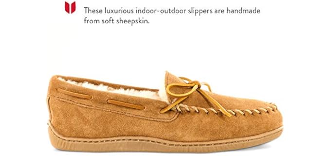 Minnetonka Men's Hardsole - Slippers for Athlete’s Foot 