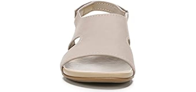 Naturalizer Women's Nxtgen-Scout - Flat Sandal for Bunions