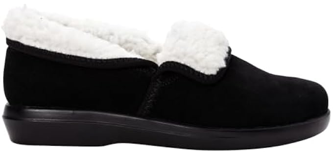 Propet Women's Colbie - Cushioned Slippers