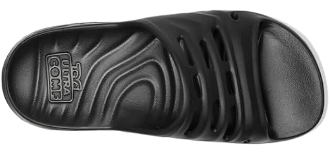 Teva Unisex Apretrail - Water-Friendly Slides